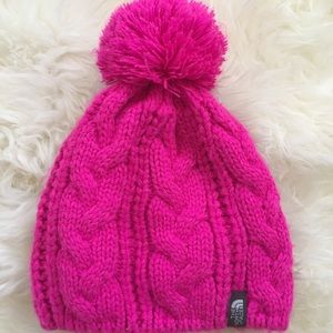 Beanie with pompon